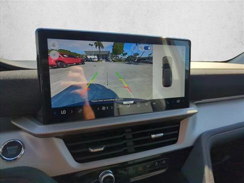 New 2026 Ford Explorer Active w/ Active Comfort Package image 13