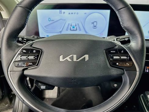 Used 2023 Kia EV6 Wind w/ Wind Technology Package AWD/4WD image 22