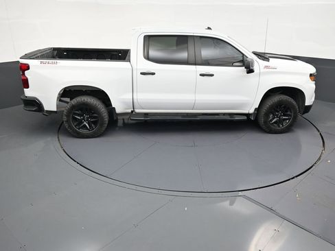 Used 2023 Chevrolet Silverado 1500 Custom Trail Boss AWD/4WD image 16