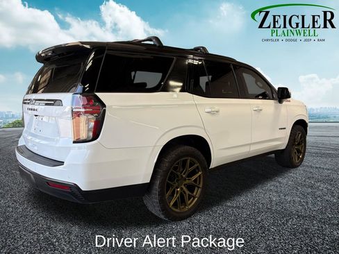 Used 2021 Chevrolet Tahoe Z71 w/ Luxury Package AWD/4WD image 6
