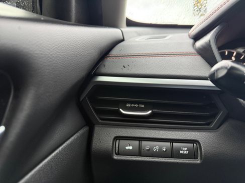 Used 2022 Nissan Altima 2.0 SR image 19