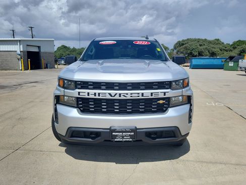 Certified 2021 Chevrolet Silverado 1500 Custom w/ Safety Confidence Package image 2