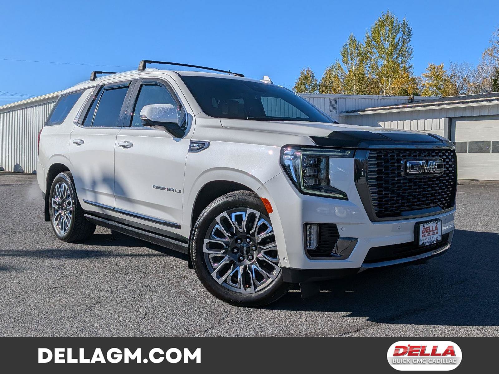 Certified 2023 GMC Yukon Denali Ultimate AWD/4WD image 1