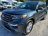 Certified 2022 Ford Explorer XLT w/ Equipment Group 202A image 5