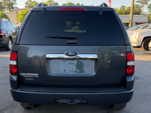 Used 2010 Ford Explorer XLT RWD image 7