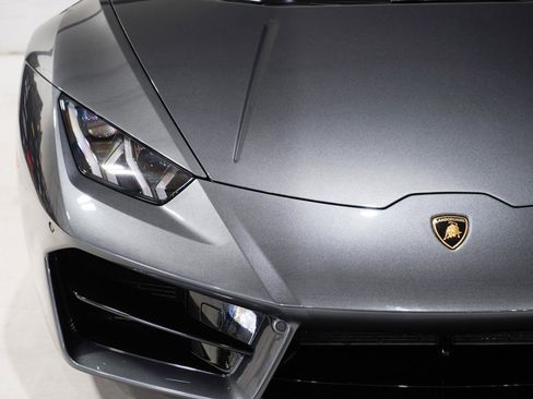 Used 2018 Lamborghini Huracan LP 580-2 image 26