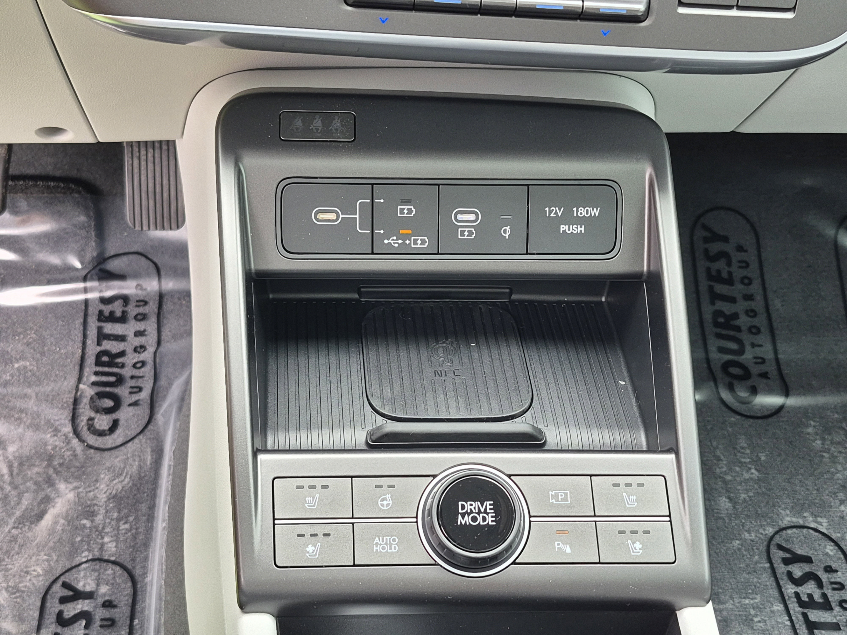 New 2026 Hyundai Kona Limited FWD image 27