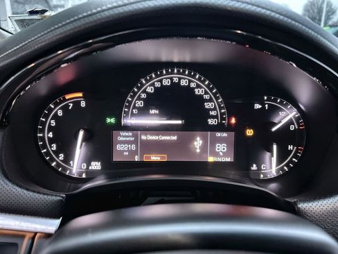 Used 2018 Cadillac XTS Luxury image 11