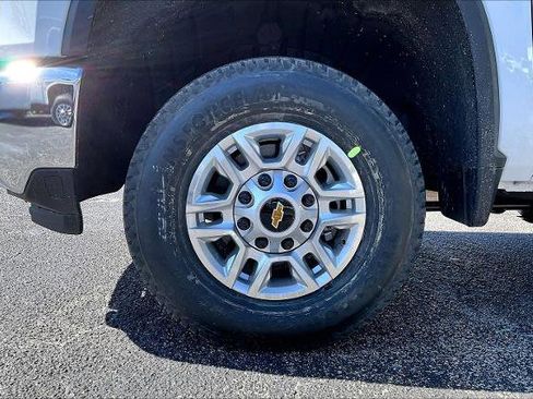 New 2026 Chevrolet Silverado 2500 W/T w/ WT Convenience Package image 8