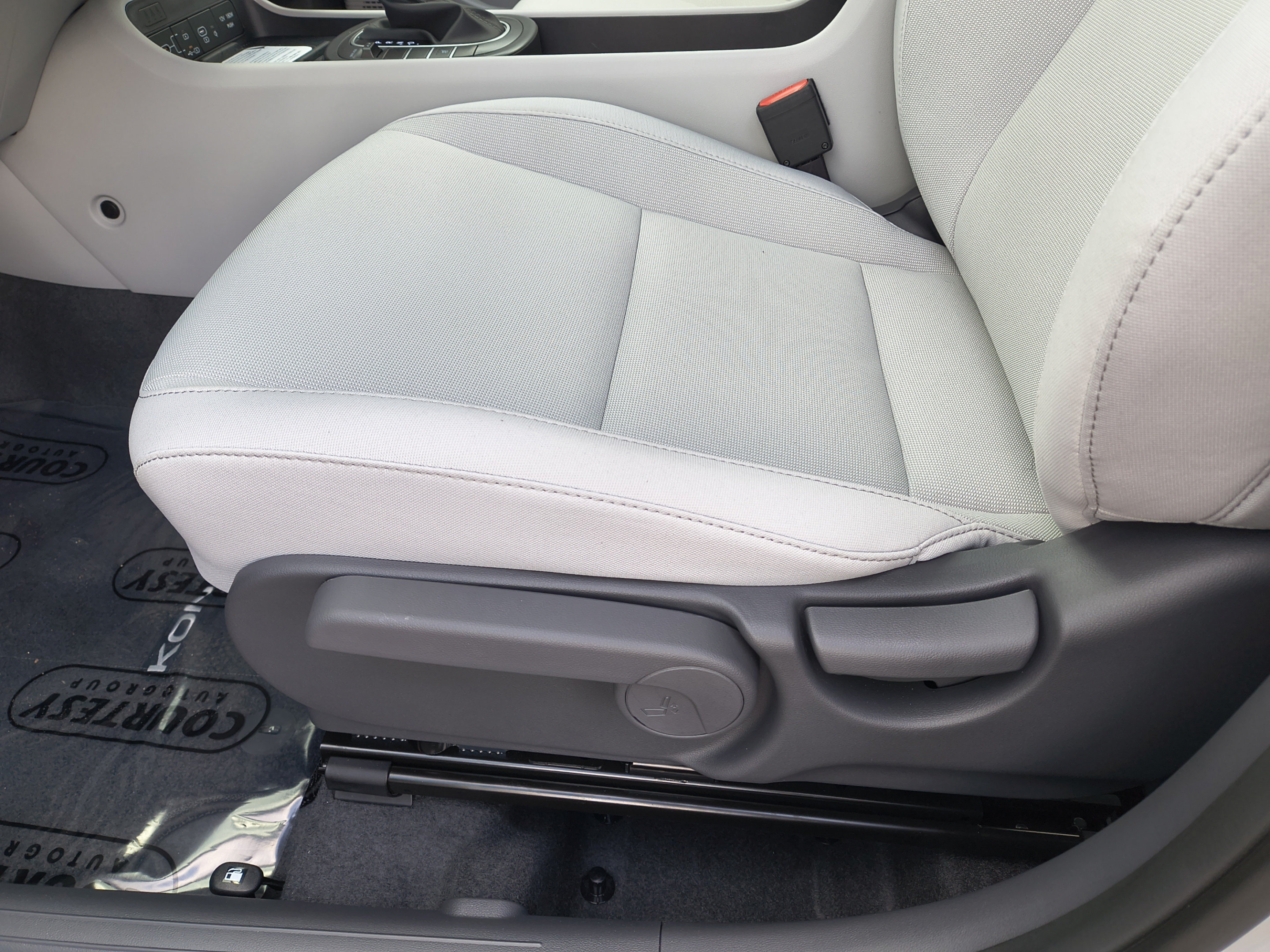 New 2027 Hyundai Kona SEL Sport FWD image 19