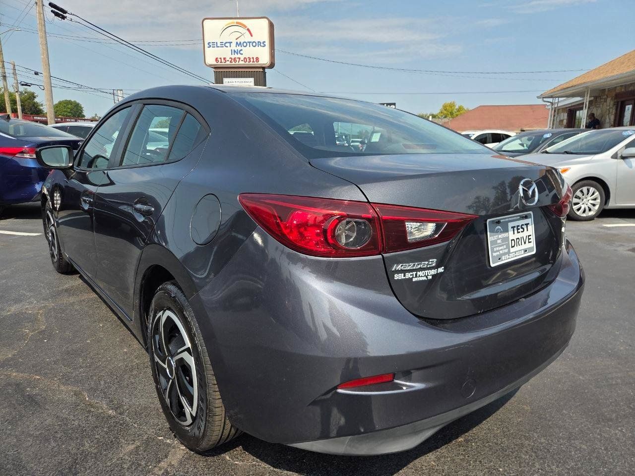 Used 2015 MAZDA MAZDA3 i Sport FWD image 4