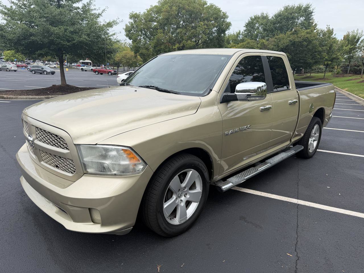 Used 2011 RAM 1500 Big Horn RWD image 1