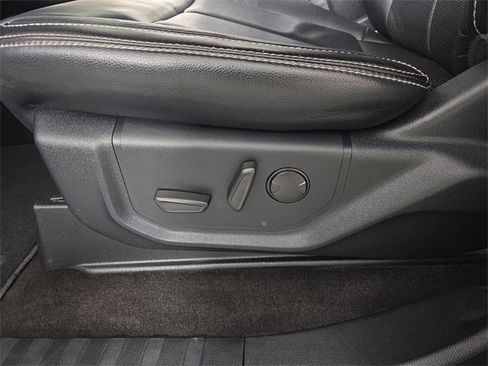 Used 2020 Ford F150 Lariat w/ Equipment Group 502A Luxury image 22