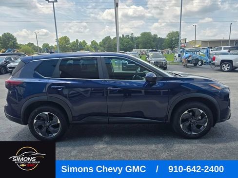 Used 2025 Nissan Rogue SV FWD image 6