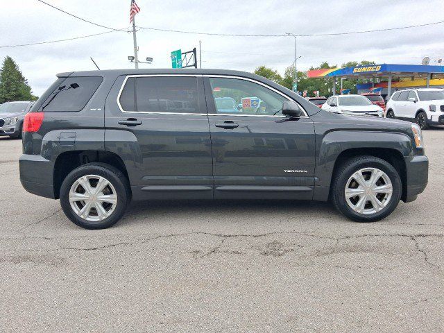 Used 2017 GMC Terrain SLE FWD image 3