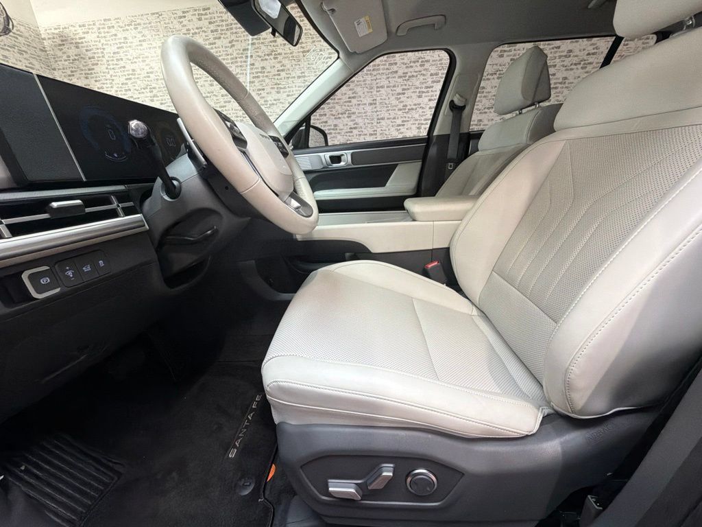 Certified 2026 Hyundai Santa Fe SEL FWD image 25