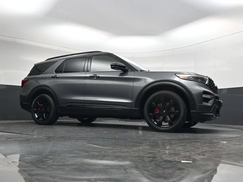 Used 2021 Ford Explorer ST w/ ST Street Pack AWD/4WD image 22