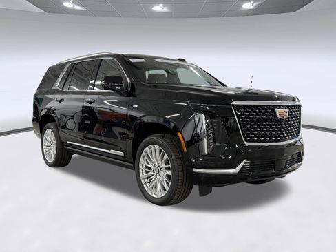 Certified 2026 Cadillac Escalade Luxury w/ Touring Package AWD/4WD image 6