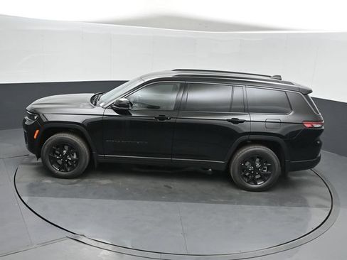 New 2026 Jeep Grand Cherokee L 4WD image 38