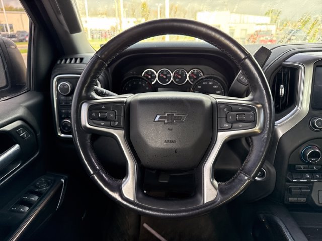 Used 2021 Chevrolet Silverado 1500 RST AWD/4WD image 23