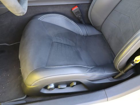 Used 2024 Chevrolet Corvette Stingray Preferred Cpe w/ Z51 Performance Package image 15