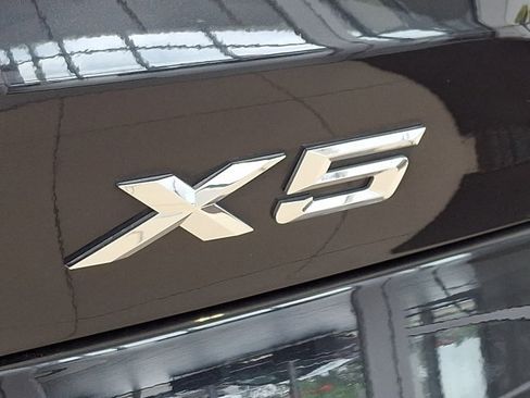 Used 2023 BMW X5 xDrive40i w/ Premium Package AWD/4WD image 37