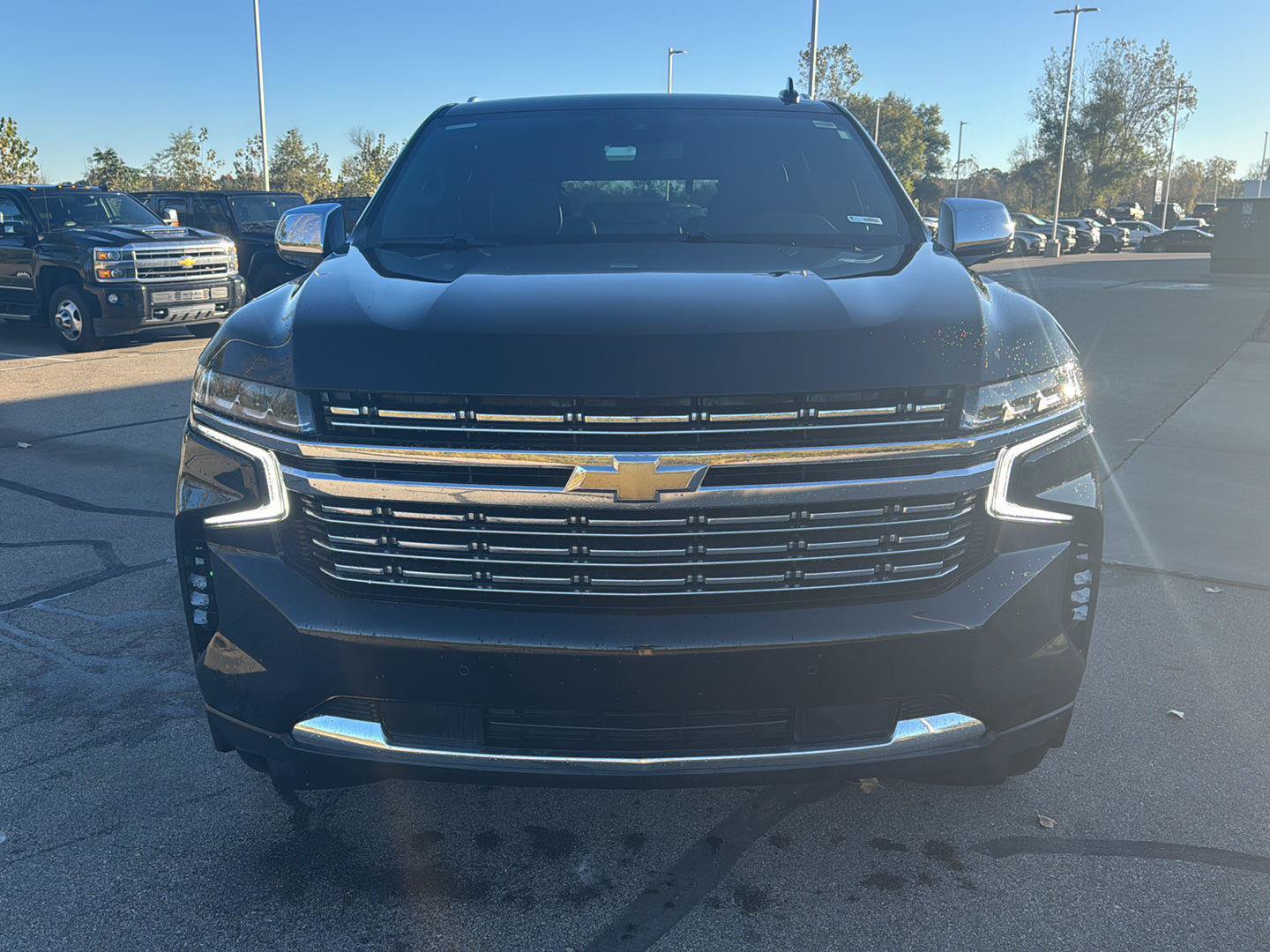 Used 2023 Chevrolet Tahoe Premier AWD/4WD image 8