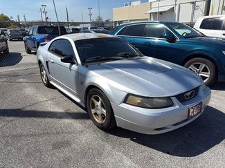 Used 2004 Ford Mustang Coupe video 2