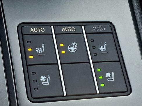 Used 2025 Lexus UX 300h AWD w/ Accessory Package (Z1) image 25