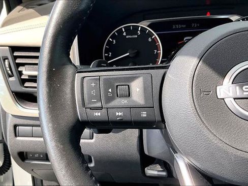 Certified 2023 Nissan Rogue SV w/ SV Premium B Package FWD image 24