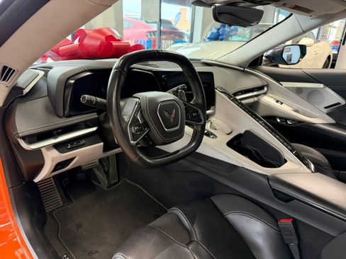 Used 2024 Chevrolet Corvette Stingray Premium Conv w/ 3LT image 34