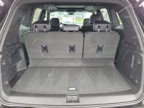 New 2026 GMC Acadia Denali w/ Super Cruise Package image 8