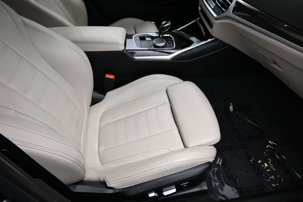 Used 2020 BMW 330i Sedan w/ Convenience Package RWD image 43