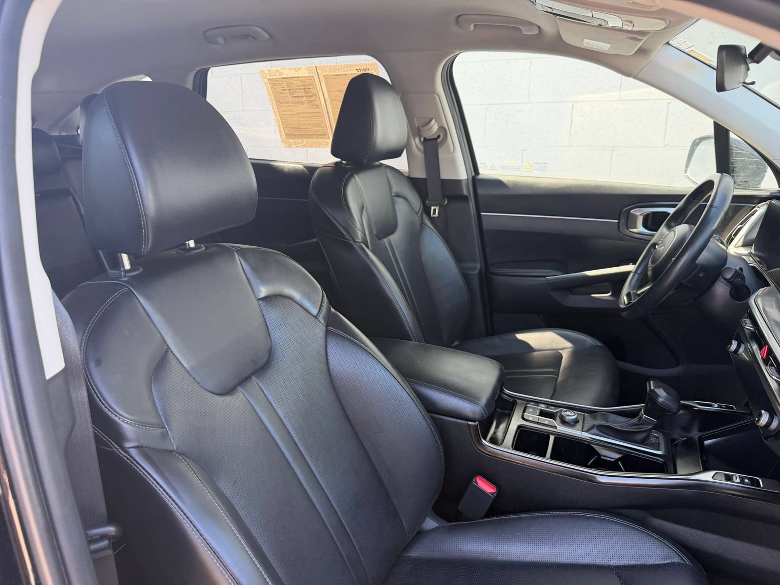 Used 2024 Kia Sorento S FWD image 38