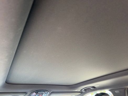 Used 2023 Jeep Grand Cherokee Overland image 17