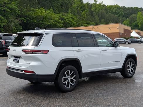 Used 2024 Jeep Grand Cherokee L Limited w/ Luxury Tech Group II AWD/4WD image 9