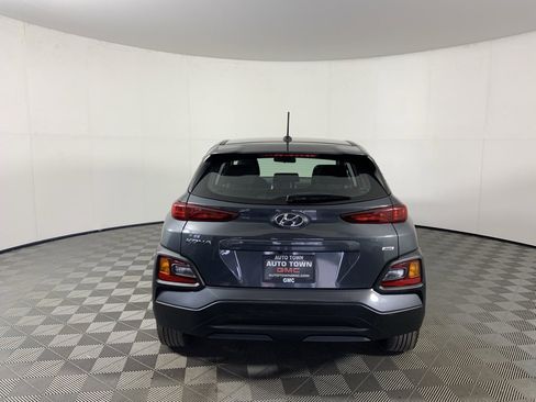 Used 2021 Hyundai Kona SE image 8