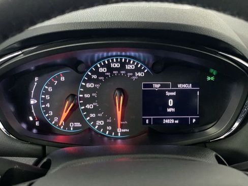 Certified 2022 Chevrolet Trax LT w/ Driver Confidence Package image 17