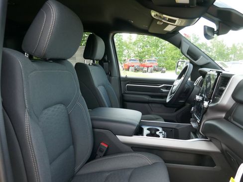 New 2026 RAM 1500 Big Horn AWD/4WD image 10