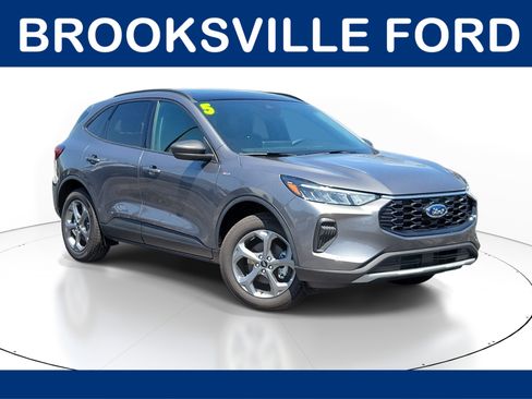 Used 2025 Ford Escape ST-Line w/ Tech Pack #1 AWD/4WD image 1