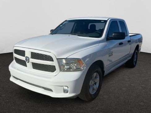 Used 2017 RAM 1500 Express image 2