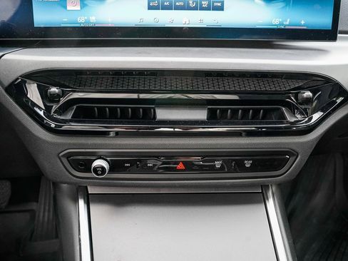 Used 2025 BMW 230i xDrive 230i xDrive w/ Convenience Package image 14