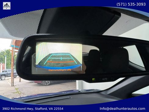 Used 2018 Toyota C-HR XLE FWD image 25