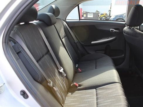 Used 2013 Toyota Corolla S w/ Premium Pkg FWD image 34
