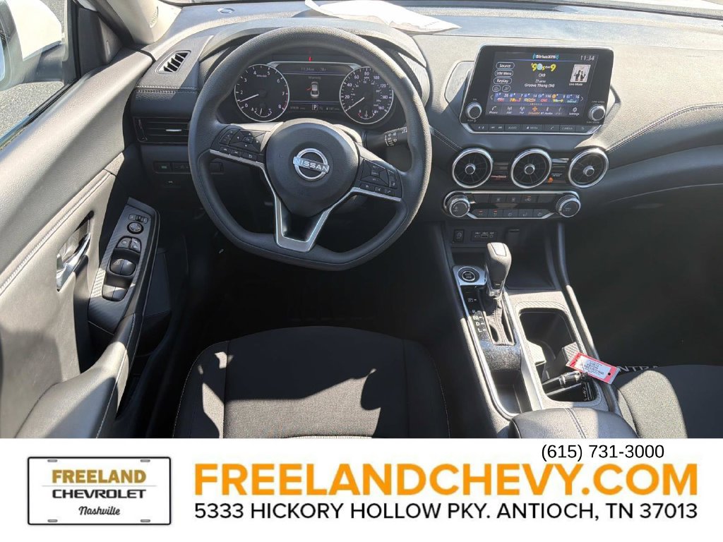 Used 2024 Nissan Sentra SV FWD image 15