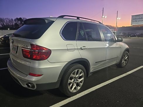 Used 2013 BMW X5 xDrive35i image 3