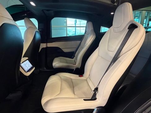 Used 2023 Tesla Model X AWD/4WD image 22