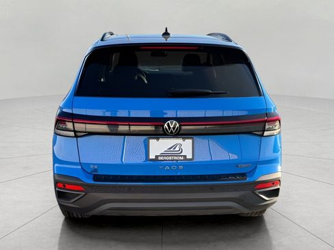 New 2025 Volkswagen Taos SE image 6