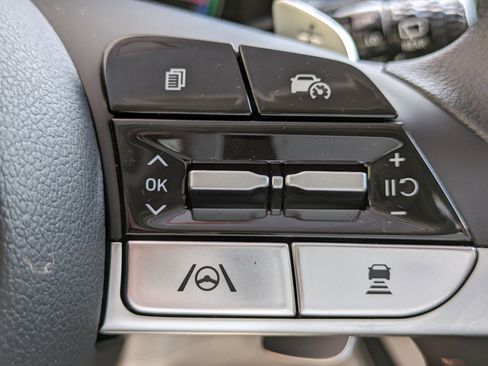 Used 2024 Hyundai Tucson Blue image 24