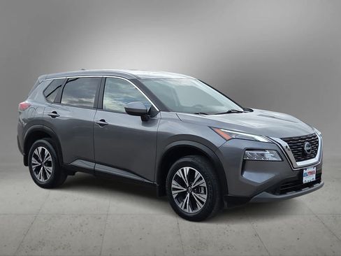 Used 2023 Nissan Rogue SV FWD image 2